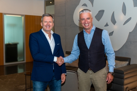 Neues Schwergewicht im Markt für digitale Rubrikenangebote entsteht - Gilles Despas (l.) und Olivier Rihs haben bisher die digitalen Marktplätze von TX Group bzw. Ringier gesteuert und übernehmen nun führende Aufgaben im neuen Joint Venture - Foto: 20 Minuten Agency